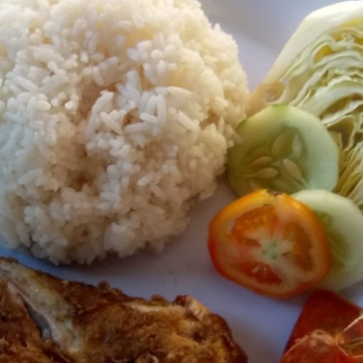 Ayam Geprek Nasi