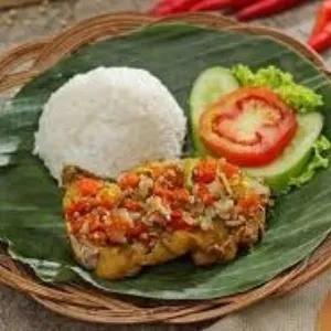 Ayam Geprek Nasi