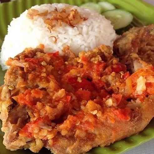 Ayam Geprek Nasi