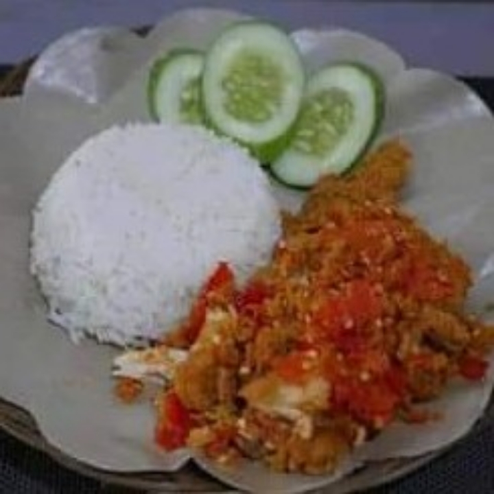 Ayam Geprek Pake Nasi Pangeran Caffe Km 6