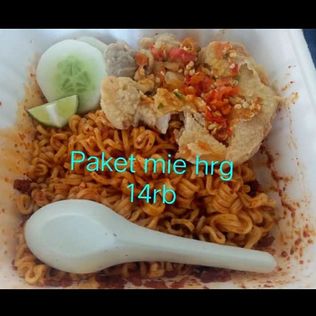 Ayam Geprek Paket Mie