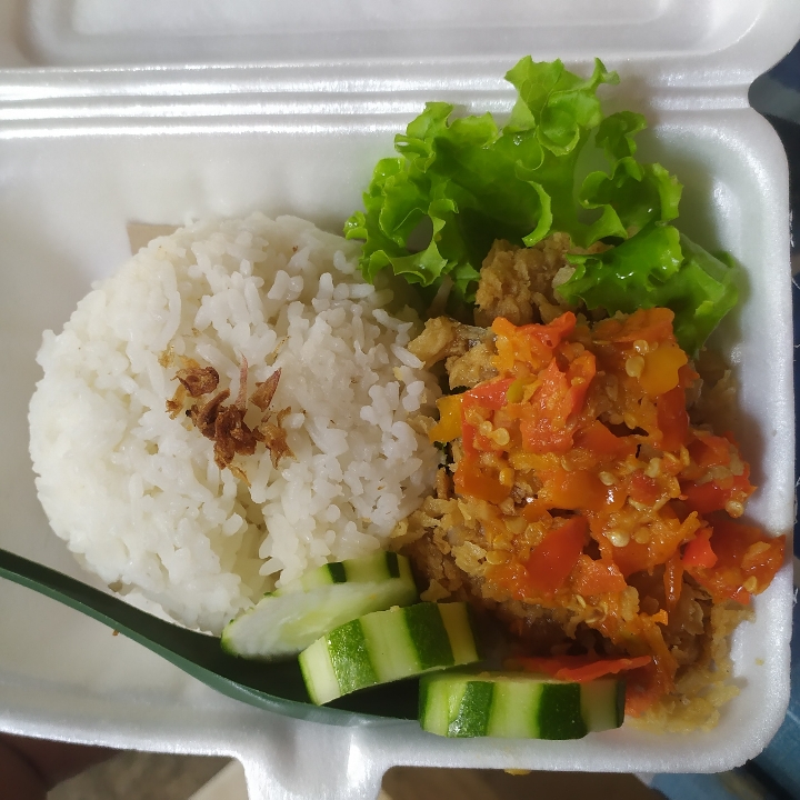 Ayam Geprek Sambal Bawang