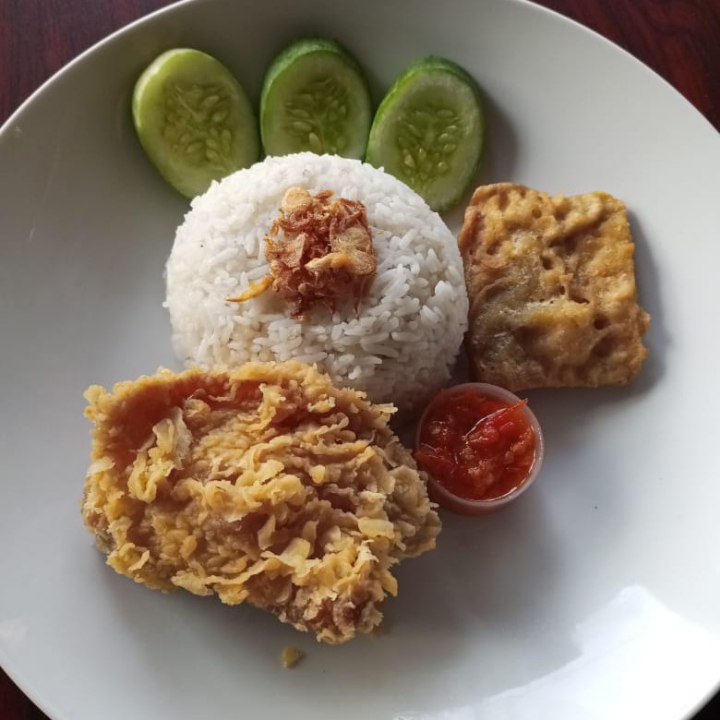 Ayam Geprek Sambal Ijo Merah 4