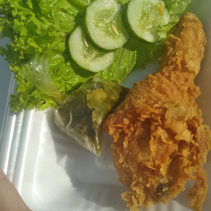 Ayam Geprek Sambal Ijo Nasi