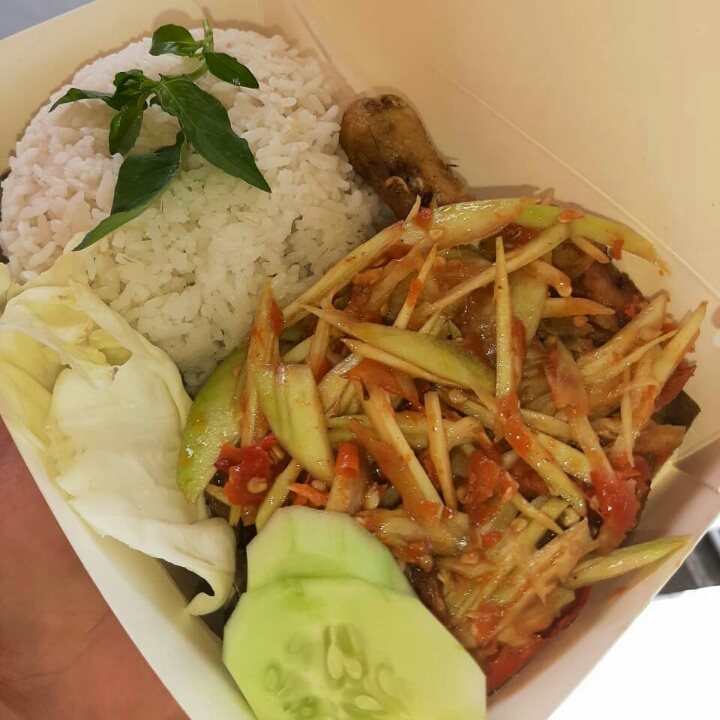 Ayam Geprek Sambal Mangga Level Gila