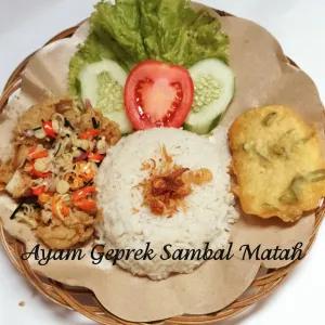 Ayam Geprek Sambal Matah