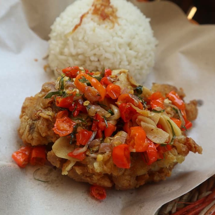 Ayam Geprek Sambal Matah