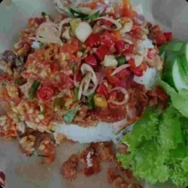 Ayam Geprek Sambal Matah dan Nasi