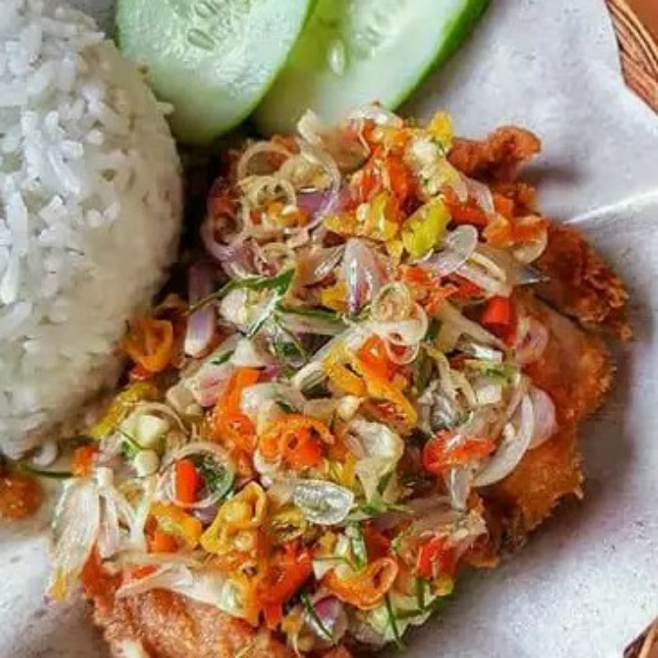 Nasi Ayam Geprek Sambal Mattah