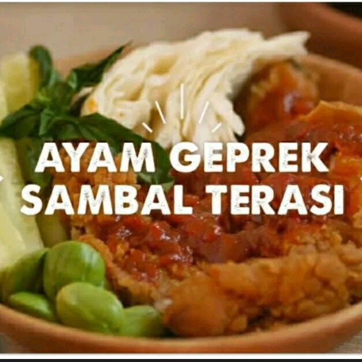 Ayam Geprek Sambal Terasi