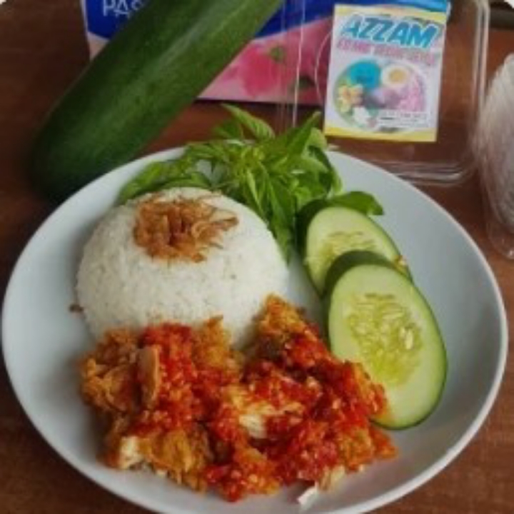 Ayam Geprek Sambel Bawang 