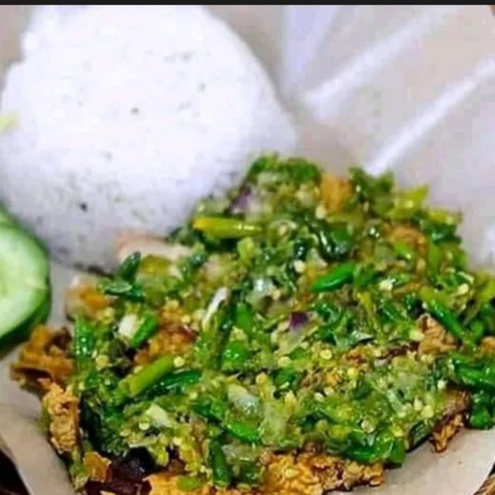 Ayam Geprek Sambel Ijo