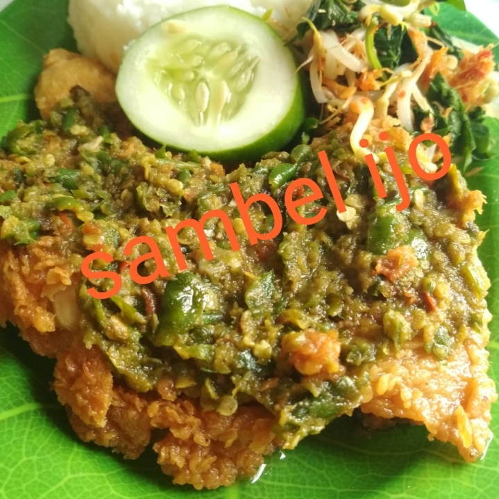 Ayam Geprek Sambel Ijo