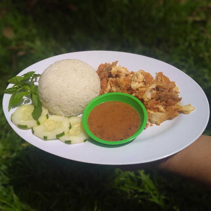 Ayam Geprek Sambel Pecel