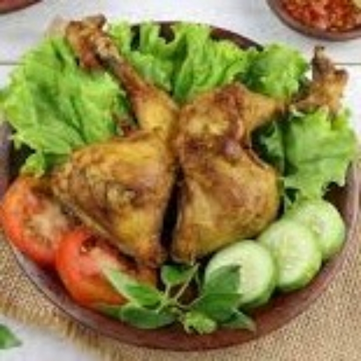 AYAM GORENG JUMBO