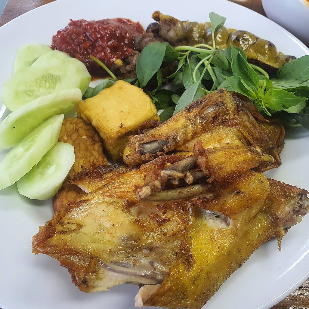 Ayam Goreng Kampung