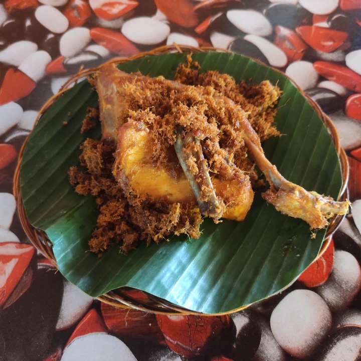 Ayam Goreng Kampung Bumbu Serei