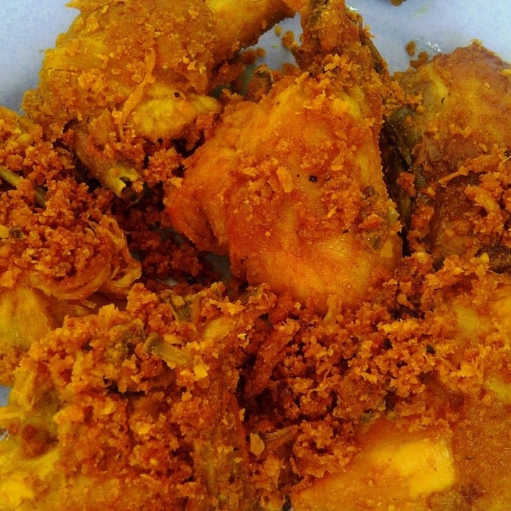 Ayam Goreng Keremes