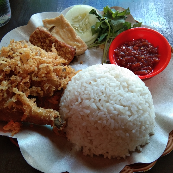 Ayam Goreng Kremes