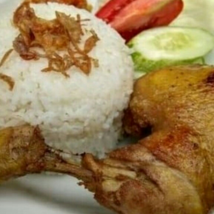 Ayam Goreng Nasi Putih