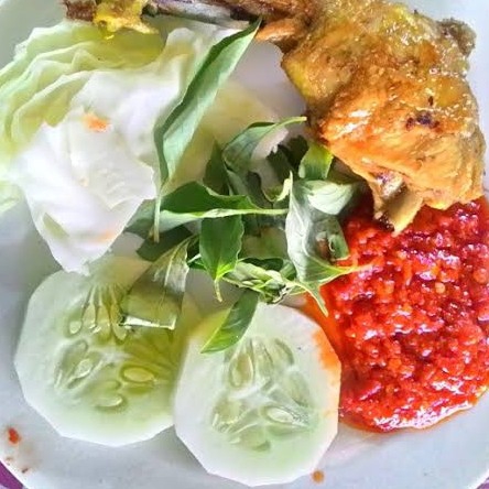 Ayam Goreng Sama Nasi