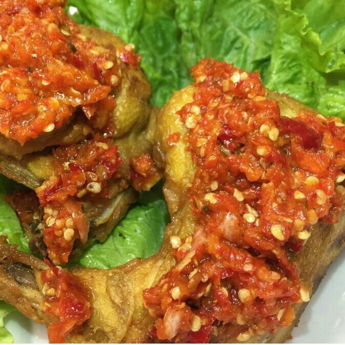 Ayam Goreng Sambal Mentah