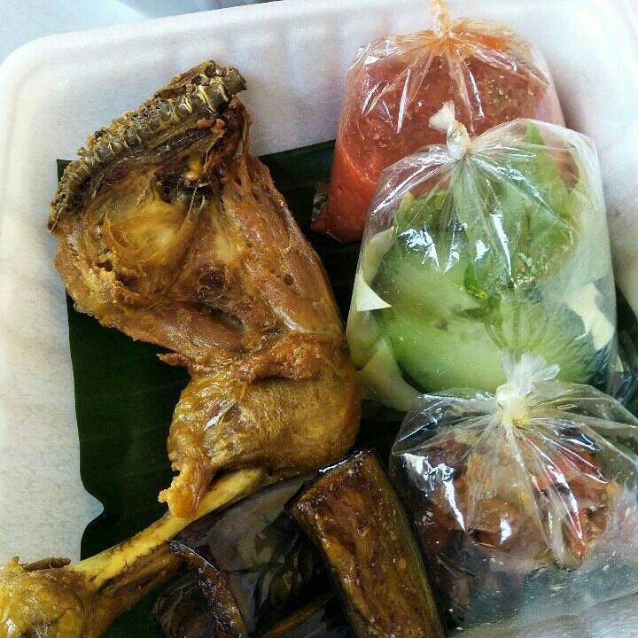 Ayam Goreng Sambel Rujak