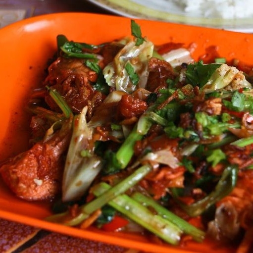 Ayam Goreng Sayur