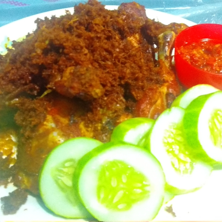 Ayam Goreng Serundeng