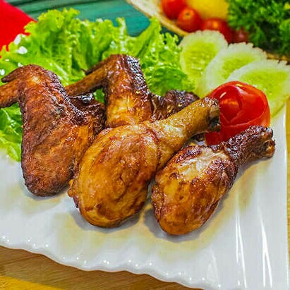 Ayam Goreng Ukuran Sedang