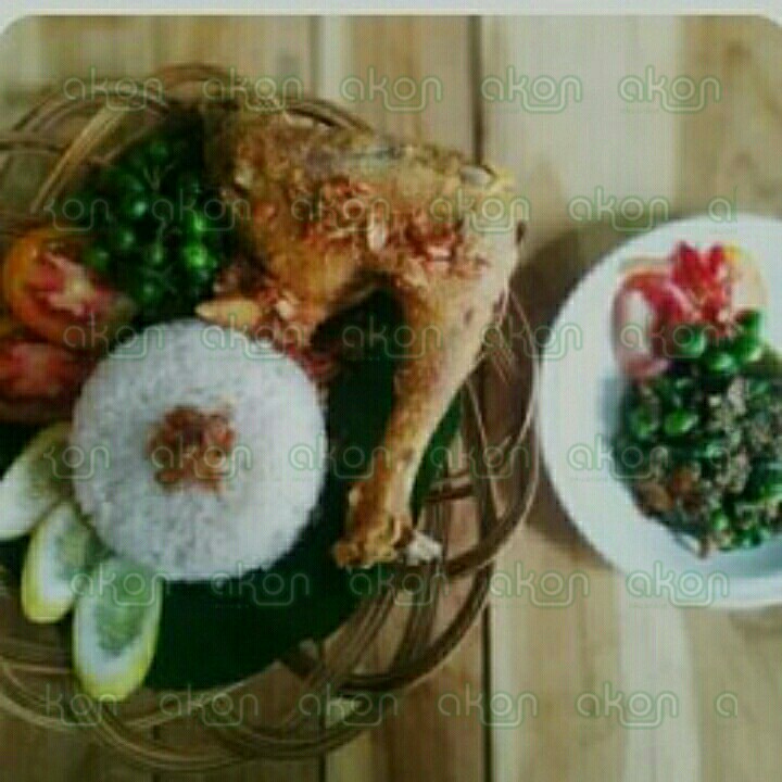 Ayam Goreng karaos Sambal