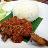 Ayam Kampung Penyet