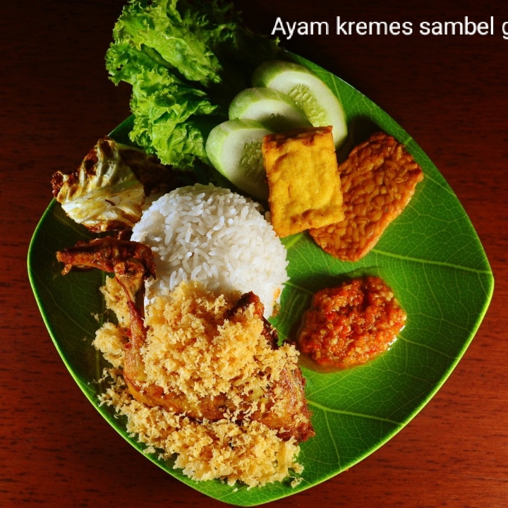 Ayam Goreng Kremes Sambal Gledek