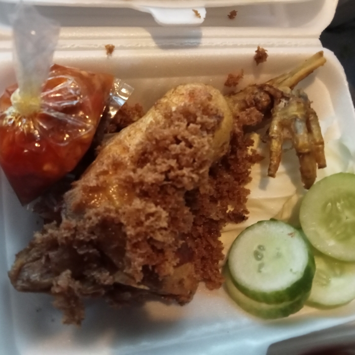 Ayam Kremes Sambal Merah Ijo 2