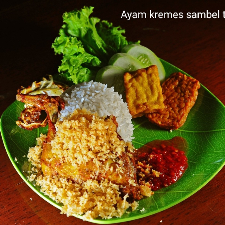 Ayam Goreng Kremes Sambal Terasi