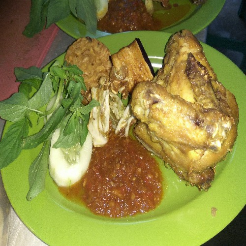 Ayam Lalapan 