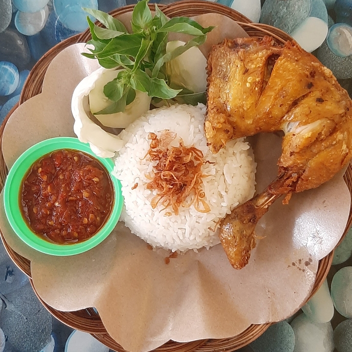 Ayam Lalapan