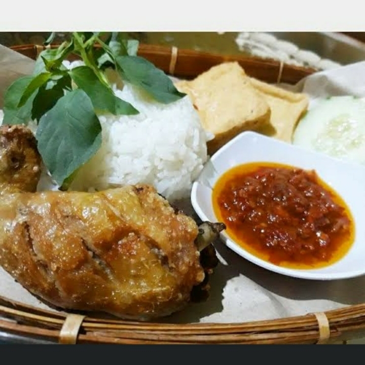 Ayam Lalapan