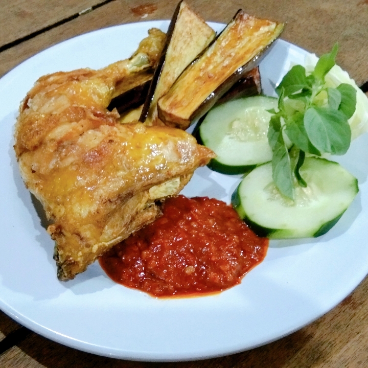 Ayam Lalapan