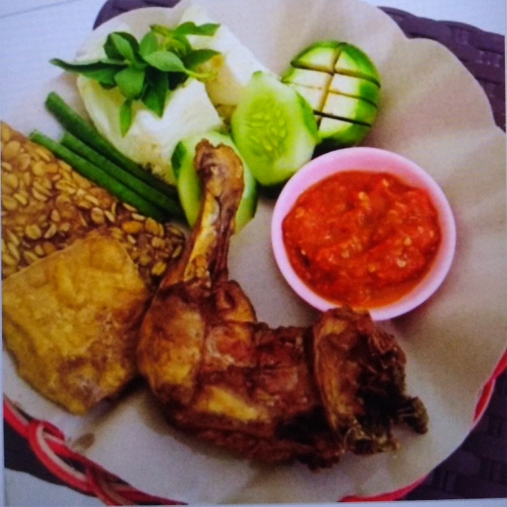 Ayam Lalapan