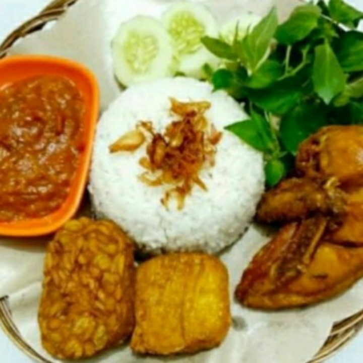 Ayam Lalapan