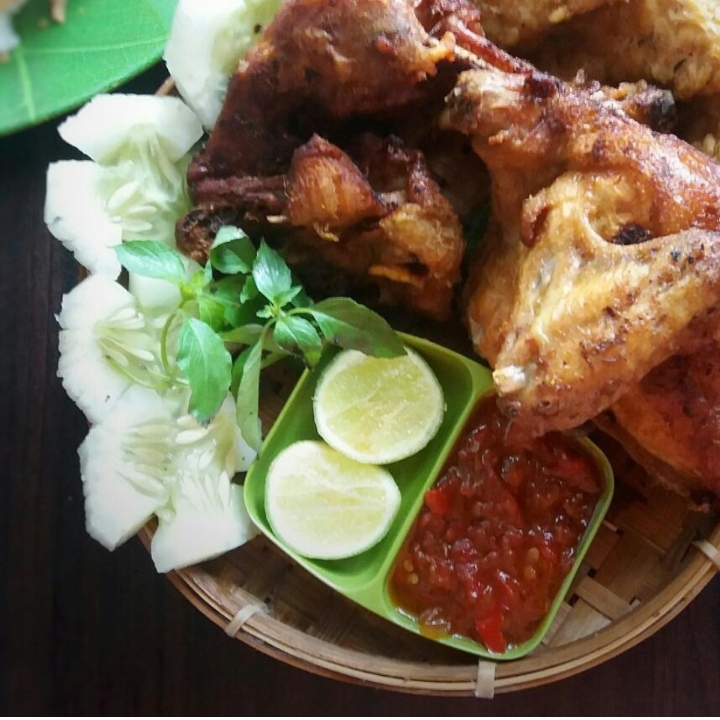 Ayam Lalapan | AROJEK NABIRE