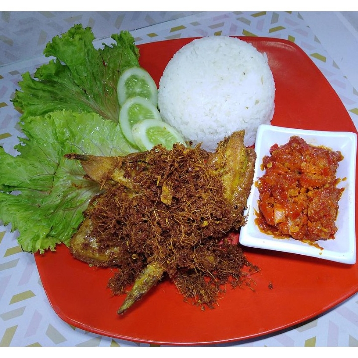 Ayam Lengkuas dan nasi