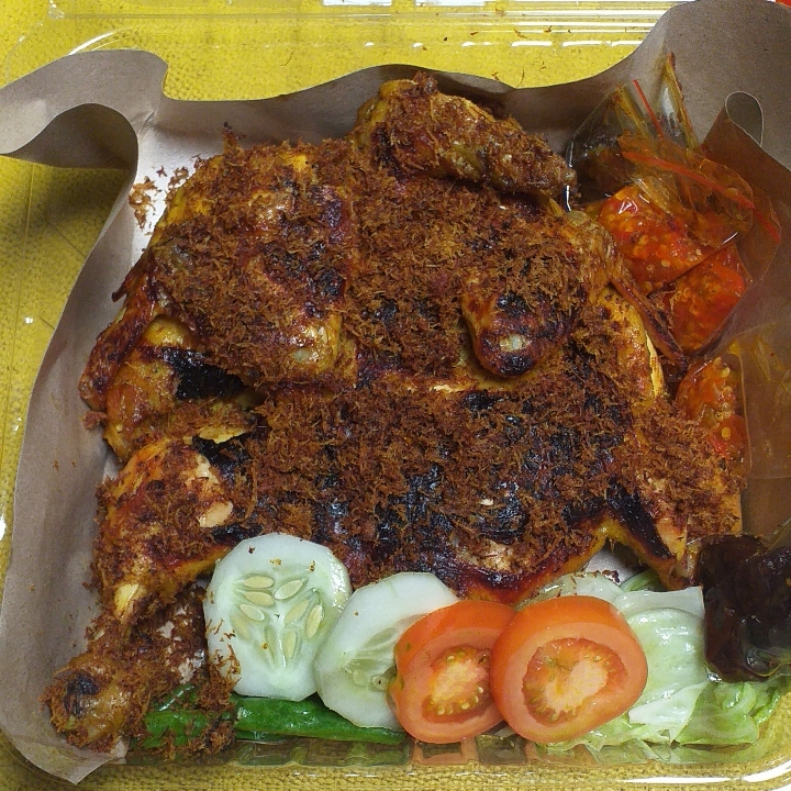 Ayam Panggang Utuh