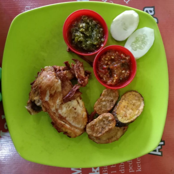 Ayam Penyet