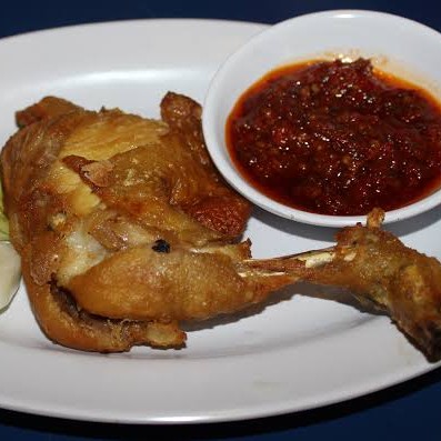 Ayam Penyet Tidak Pakai Nasi