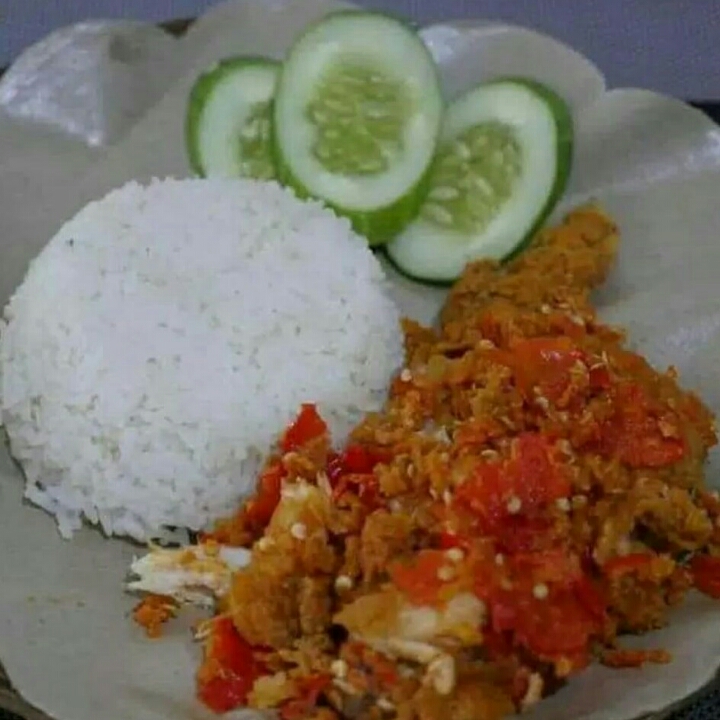 Ayam Penyet