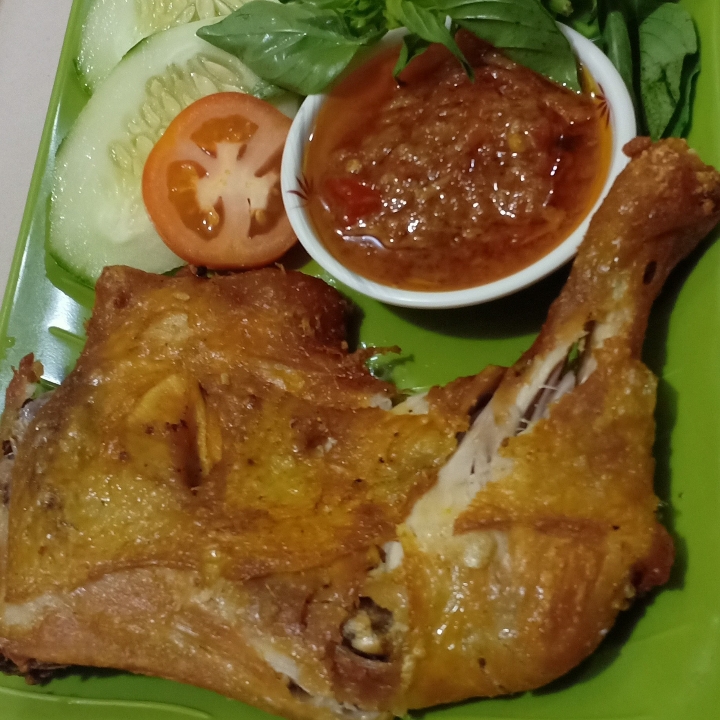 Ayam Penyet