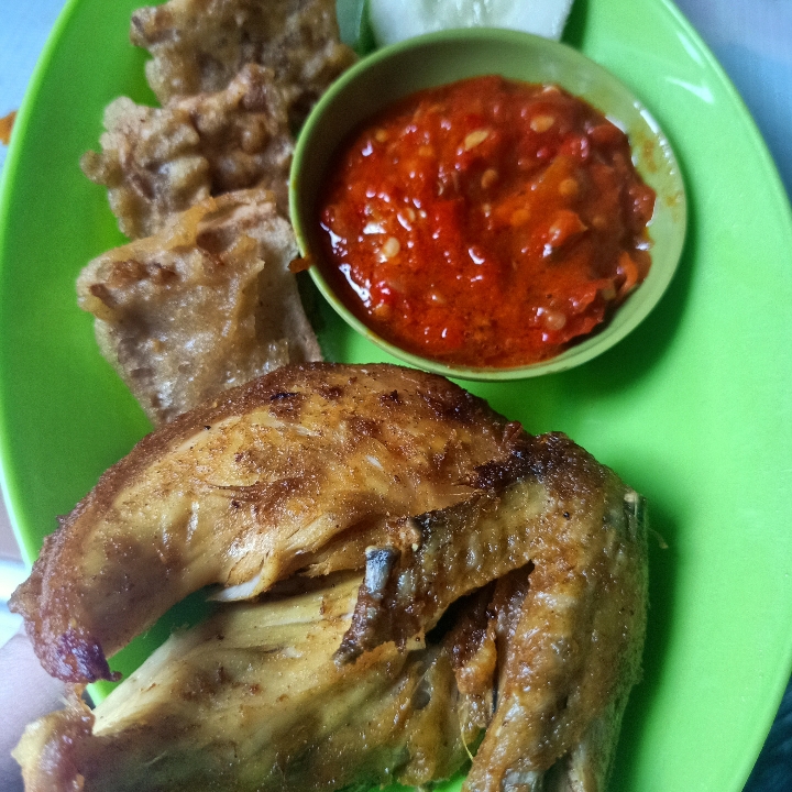 Ayam Penyet