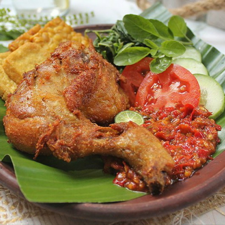 Ayam Penyet